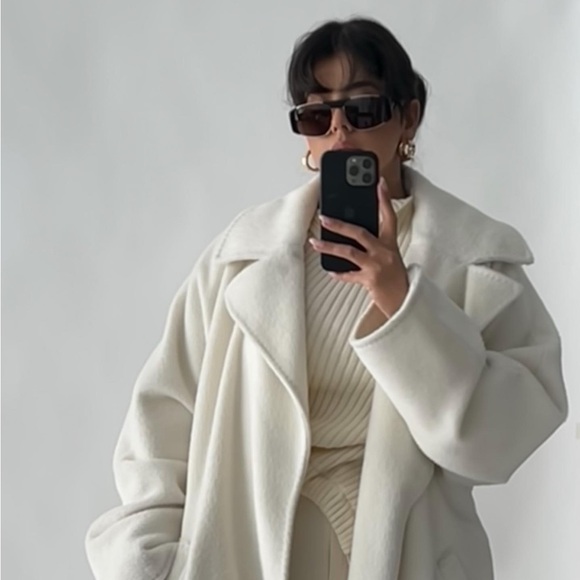 EAVES White Wool Coat - Picture 5 of 5